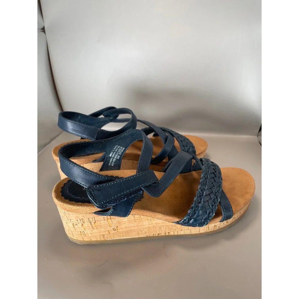 BareTraps noella wedge